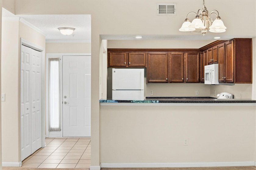 Welcome to easy living in this 2-bedroom, 2-bathroom - photo 16