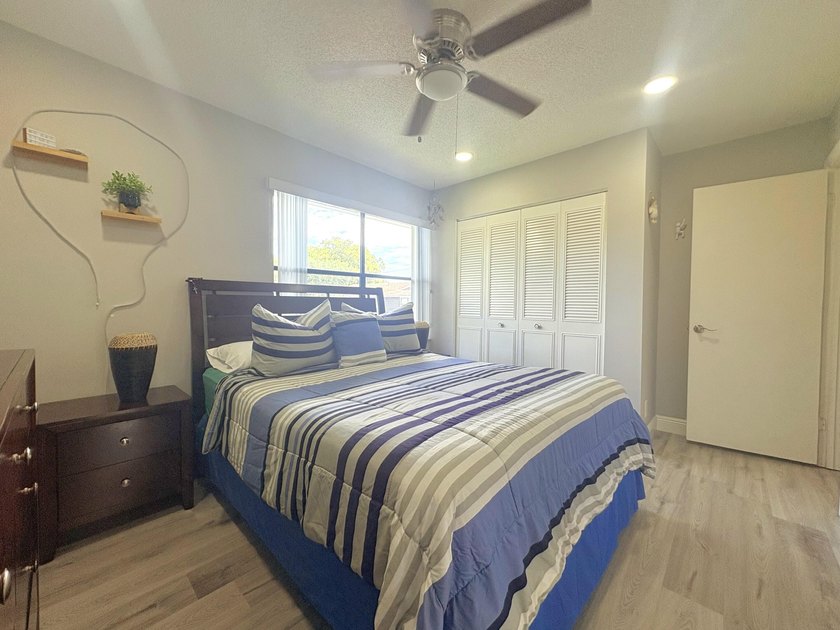 Welcome to this inviting 2-bedroom, 1.5-bath townhouse located - photo 20