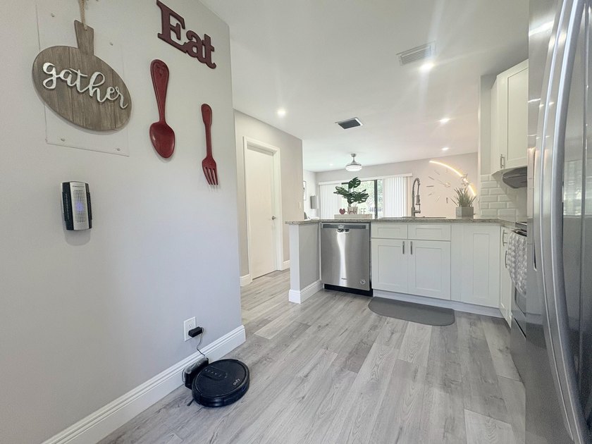 Welcome to this inviting 2-bedroom, 1.5-bath townhouse located - photo 35