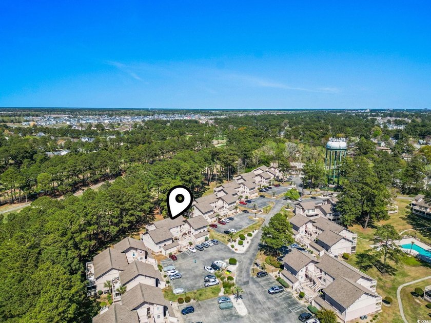 Welcome to SHOREWOOD! This beautifully updated condo, nestled on - photo 3