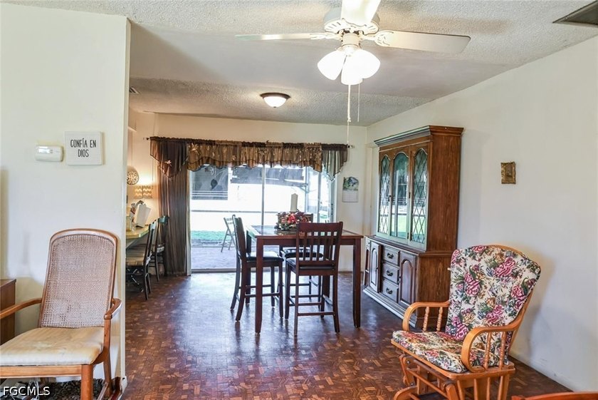 Location, Potential, and Value-all in one! Discover this - photo 4