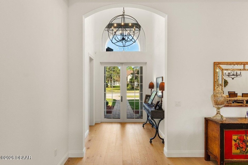 Welcome to 38 Lionspaw Grand, an immaculate Kargar Custom Home - photo 11