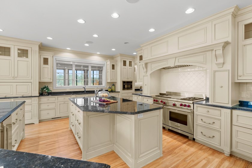 A Lakefront Legacy Estate - 225' Private Shoreline | 1.9 Acres | - photo 11