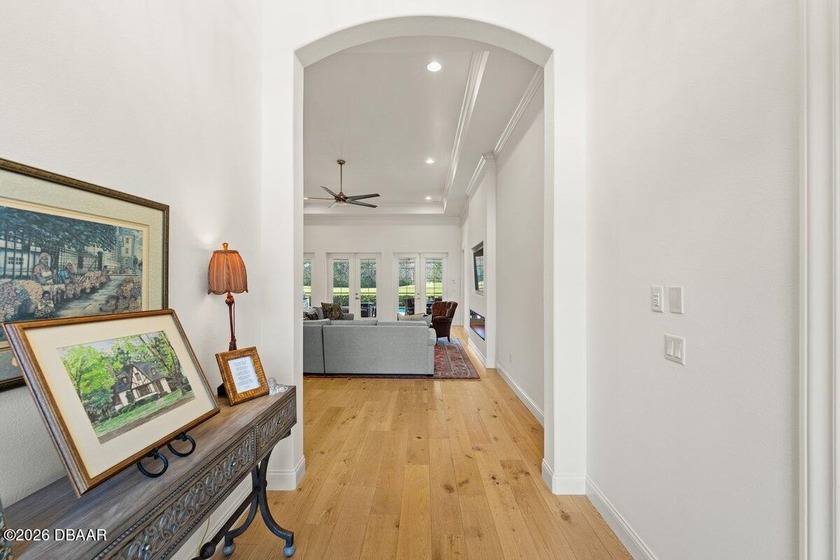 Welcome to 38 Lionspaw Grand, an immaculate Kargar Custom Home - photo 12