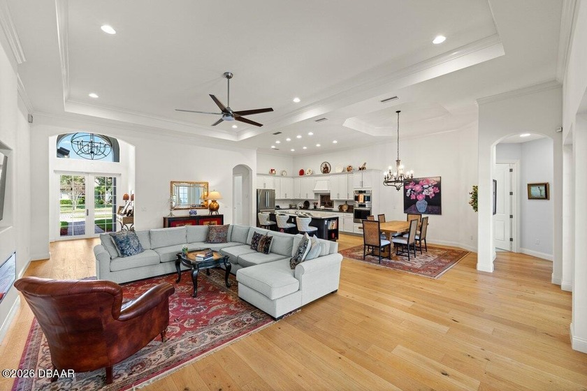 Welcome to 38 Lionspaw Grand, an immaculate Kargar Custom Home - photo 13