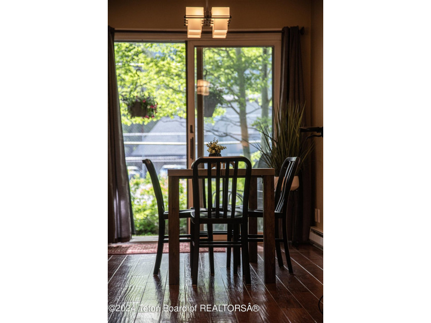 This 1 bedroom condo, completely remodeled in the past 8 years - photo 13