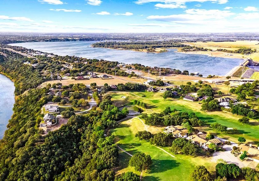 Build your dream home in the highly sought after airpark - photo 15