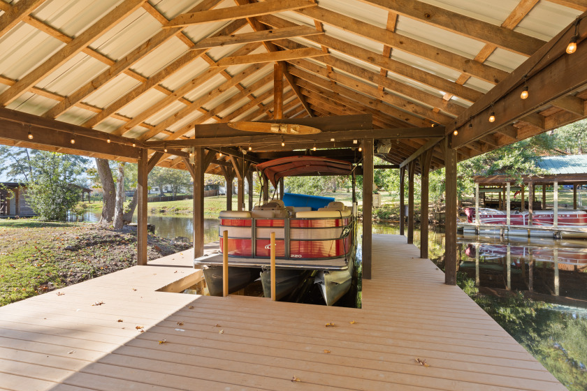 Perfect blend of elevated lake view, privacy &amp; nature SOLD - photo 25