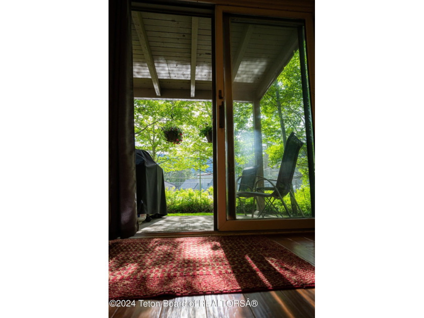 This 1 bedroom condo, completely remodeled in the past 8 years - photo 24