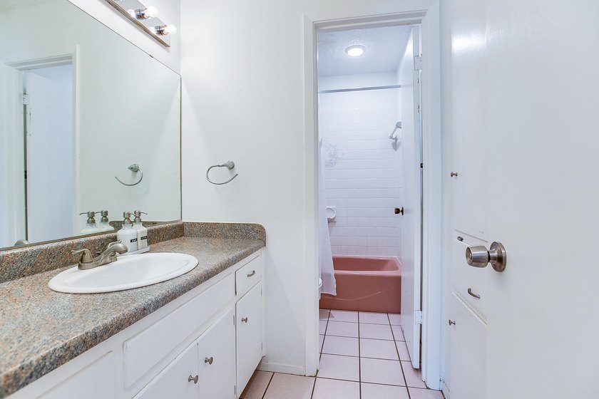 Welcome home to this beautifully updated 4-bedroom, 2-bathroom - photo 26