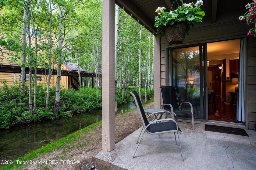 This 1 bedroom condo, completely remodeled in the past 8 years - photo 26