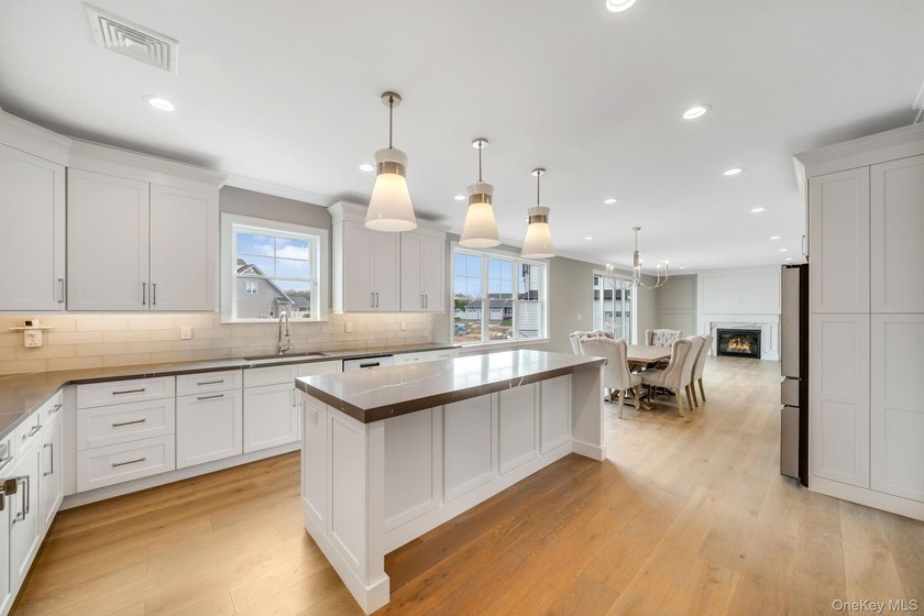 Partner with one of Long Island's East End premier builders and - photo 5
