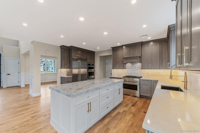 Partner with one of Long Island's East End premier builders and - photo 7