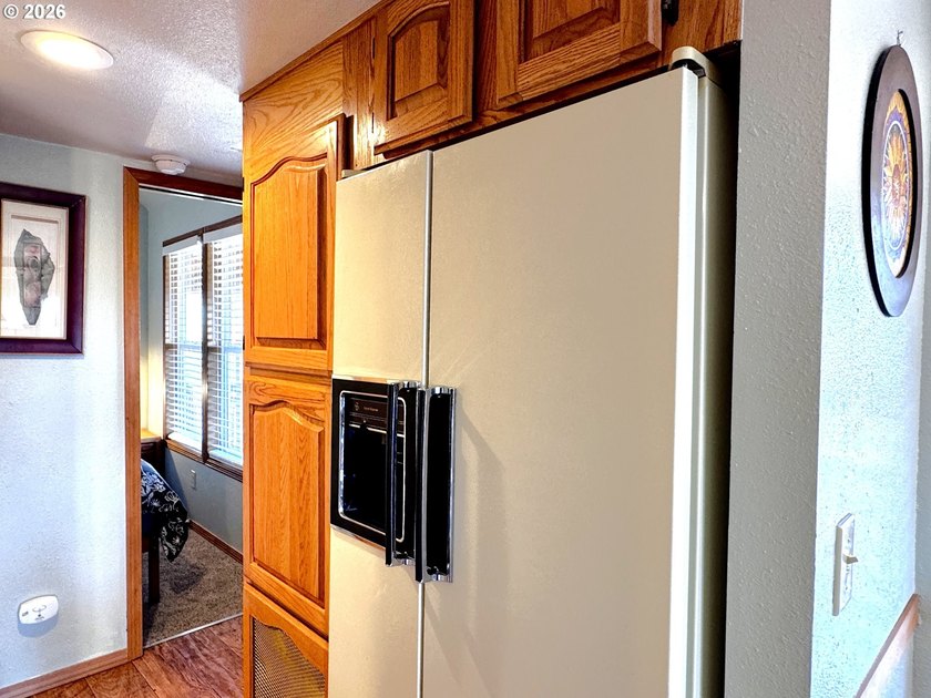 Turnkey Ocean View Cabin - Updated, Income-Producing &amp; Steps to - photo 19