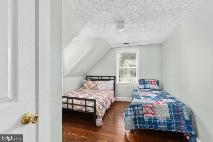 Come experience the lifestyle you've always dreamed of with this - photo 31