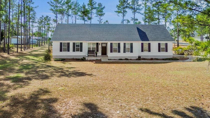 Move-in ready home located in the highly sought-after Baymeadows - photo 2