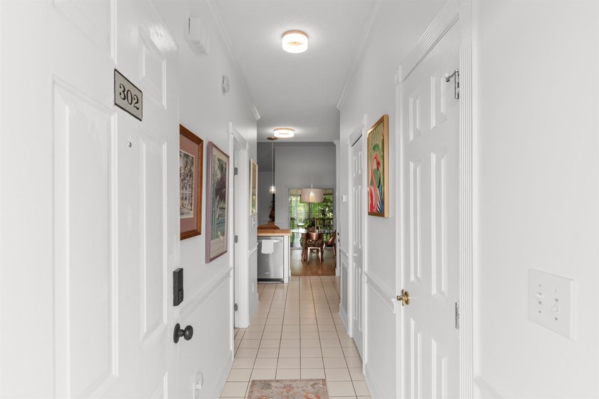 CHECK OUT THIS AMAZING UNIT on ARROWHEAD GOLF COURSE IN - photo 6