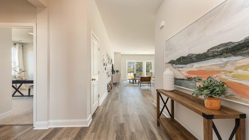 This Eaton home is a chef and entertainer's dream! With a large - photo 2