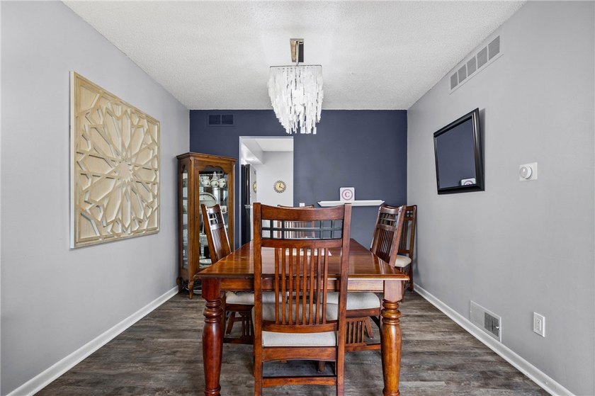 Brighton welcomes you home to this beautifully updated end-unit - photo 14