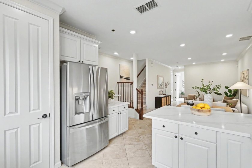 Welcome to this beautifully maintained, EAST-FACING home - photo 15