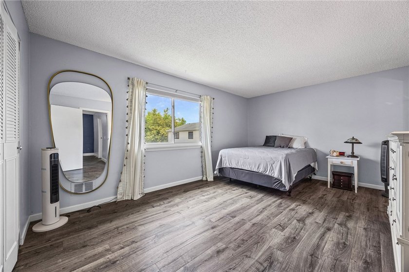 Brighton welcomes you home to this beautifully updated end-unit - photo 24