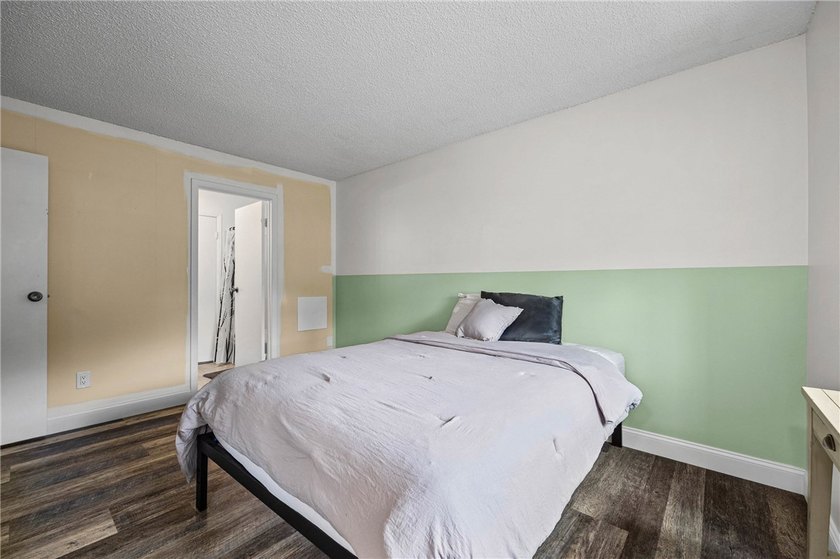 Brighton welcomes you home to this beautifully updated end-unit - photo 31