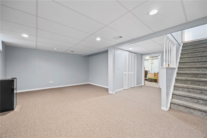 Brighton welcomes you home to this beautifully updated end-unit - photo 34