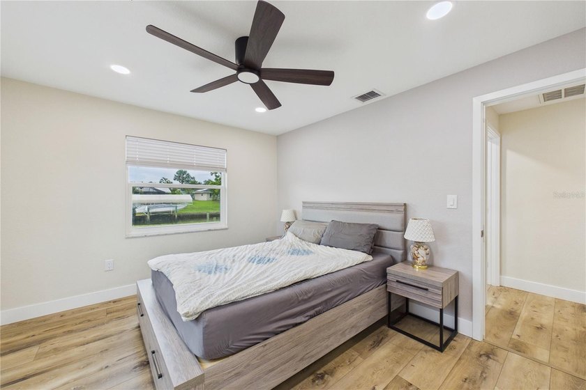 Beautifully Renovated Waterfront Home with Direct Canal Access - - photo 34