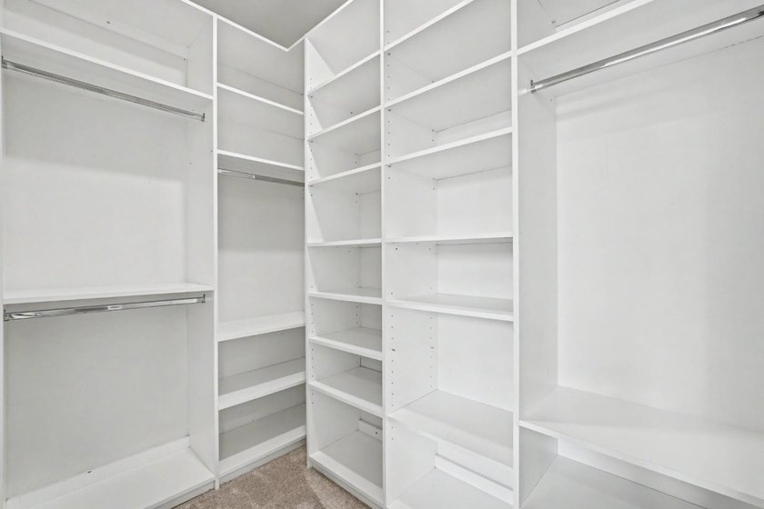 Welcome to this beautifully maintained, EAST-FACING home - photo 39