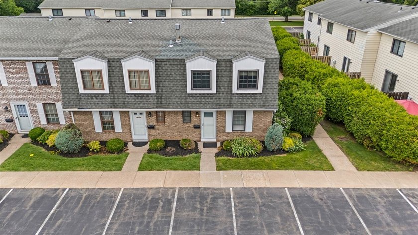 Brighton welcomes you home to this beautifully updated end-unit - photo 44