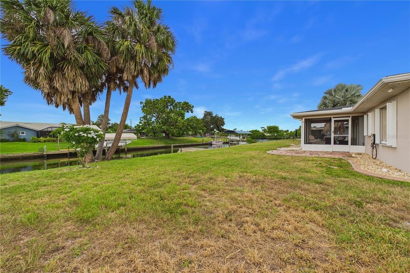 Beautifully Renovated Waterfront Home with Direct Canal Access - - photo 44
