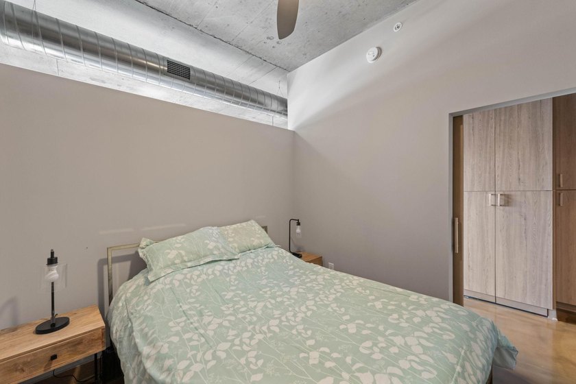 Welcome to Sable, one of the newest condo buildings in North - photo 15