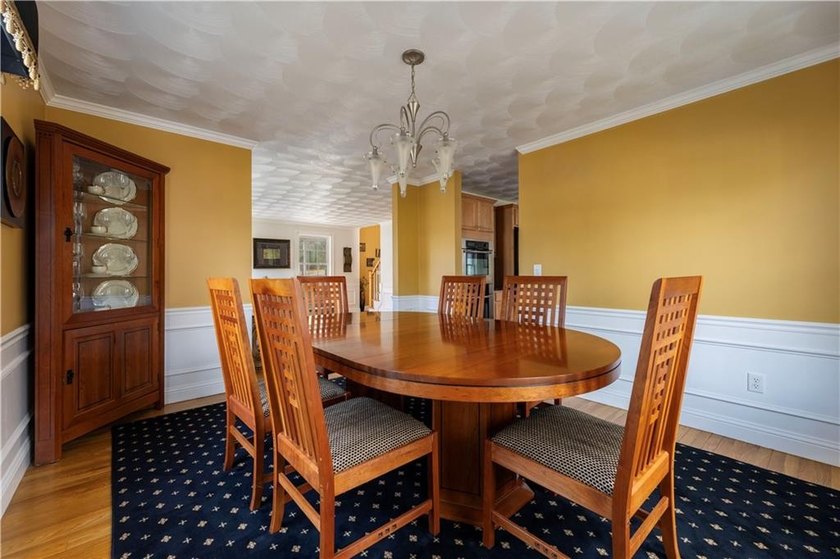 Tucked into the heart of Usquepaugh Hills, this West Kingston - photo 15