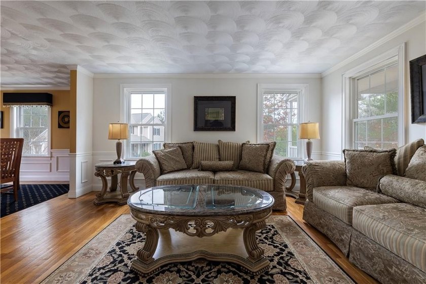 Tucked into the heart of Usquepaugh Hills, this West Kingston - photo 19