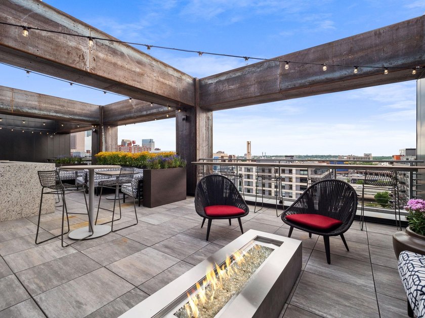 Welcome to Sable, one of the newest condo buildings in North - photo 28