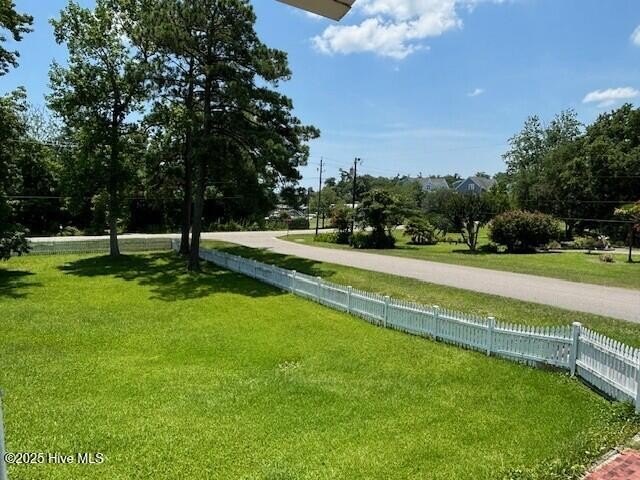 Located in the desirable Middle Sound Loop area, this nearly - photo 3