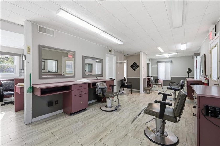 Position your business for success at 9529 Pflumm-an attractive - photo 10