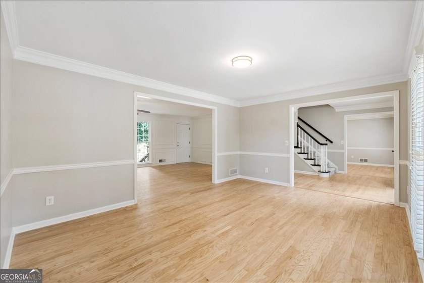 Traditional brick home on a lovely wooded lot near the best of - photo 15