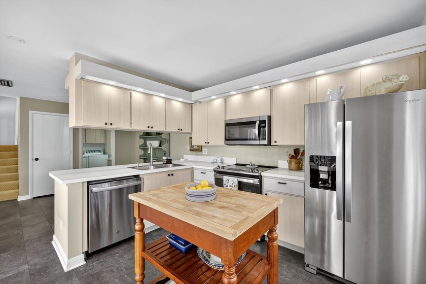 Discover this charming 2 bed townhouse in a beautifully - photo 20
