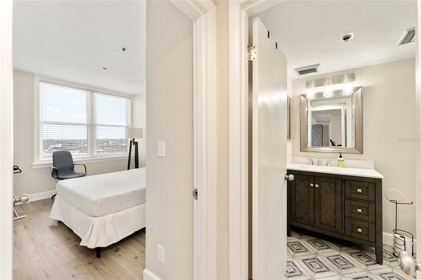 JUST REDUCED!! Incredibly rare opportunity to own a luxury - photo 24
