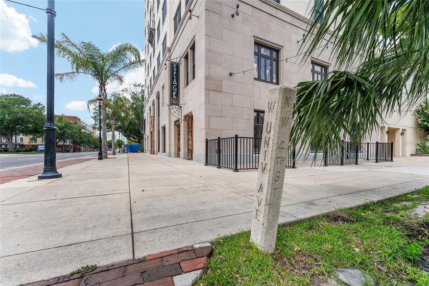 JUST REDUCED!! Incredibly rare opportunity to own a luxury - photo 38