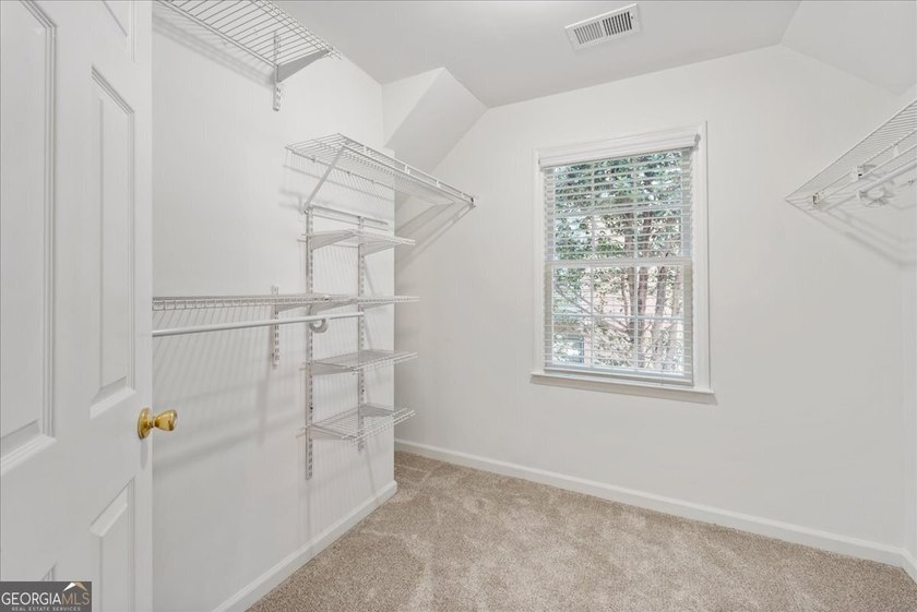 Traditional brick home on a lovely wooded lot near the best of - photo 40
