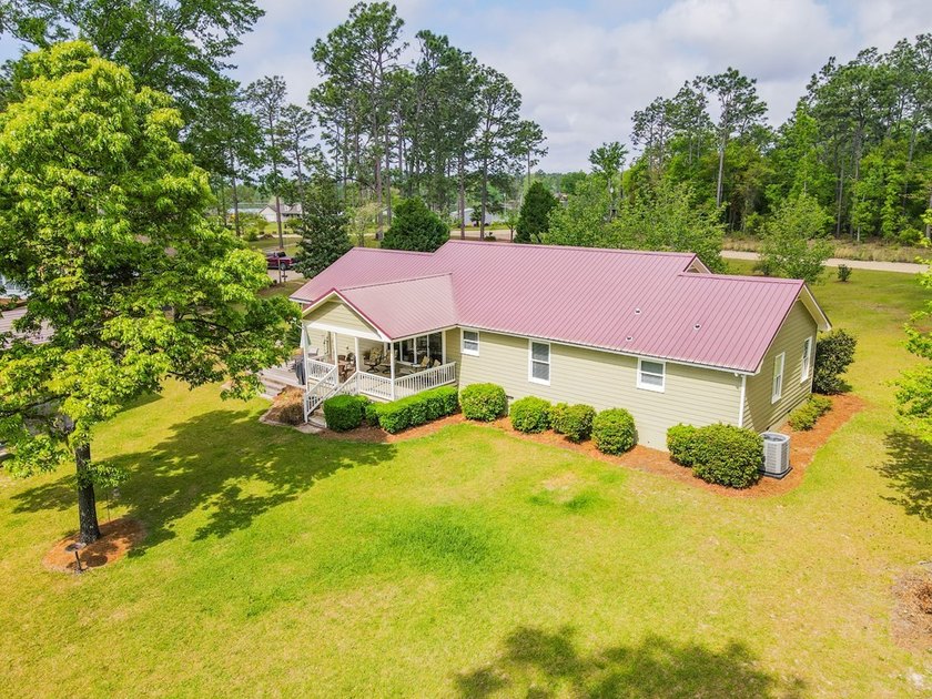 This is the custom home you've been looking for at Lake - photo 6