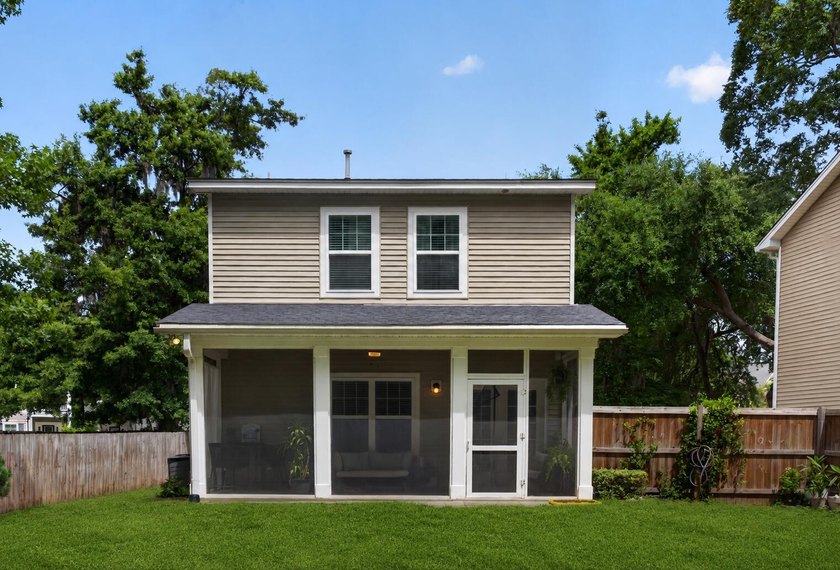 Nestled among mature trees on Johns Island, 1804 Towne Street - photo 3