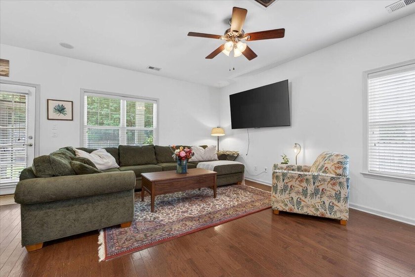 Nestled among mature trees on Johns Island, 1804 Towne Street - photo 8