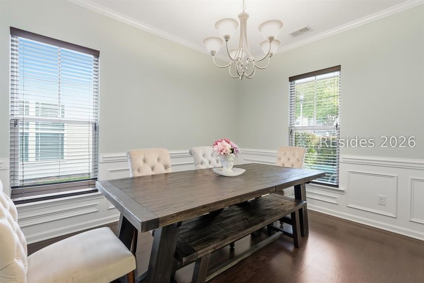 Beautiful 5-bedroom, 3-bath home in the highly sought-after - photo 15
