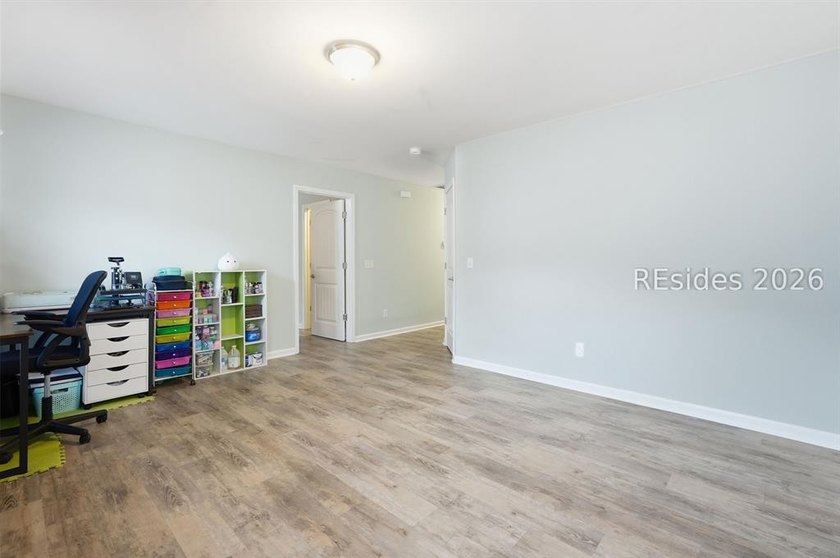 Beautiful 5-bedroom, 3-bath home in the highly sought-after - photo 20