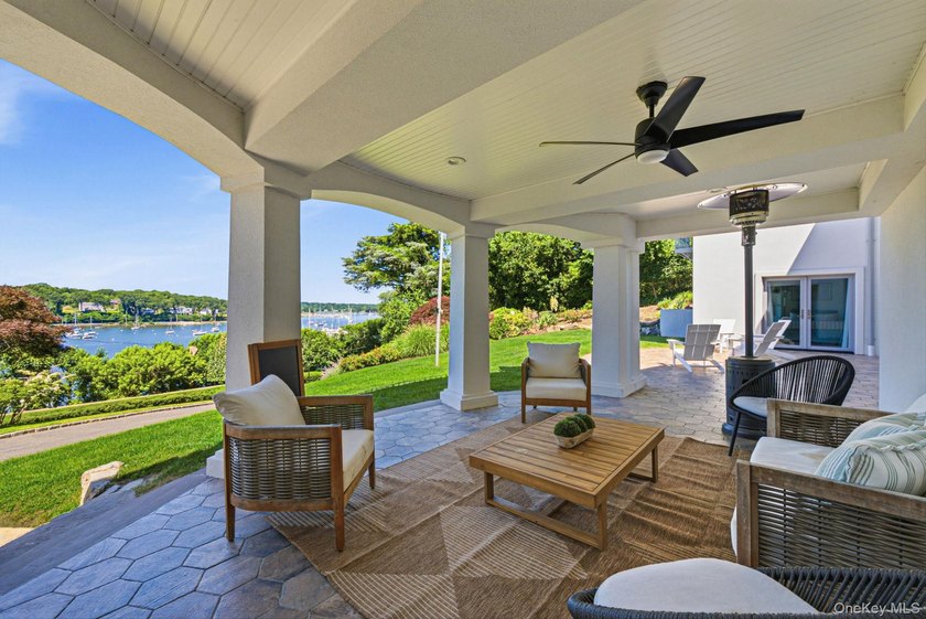 Welcome to 88 E. Shore Road, an extraordinary waterfront - photo 4