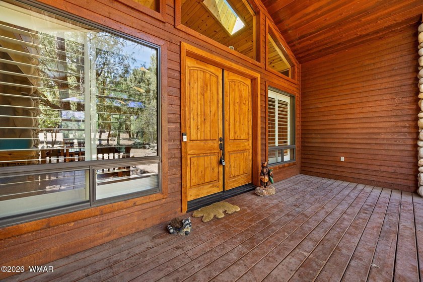 Wake up to breathtaking furnished waterfront views from this - photo 13