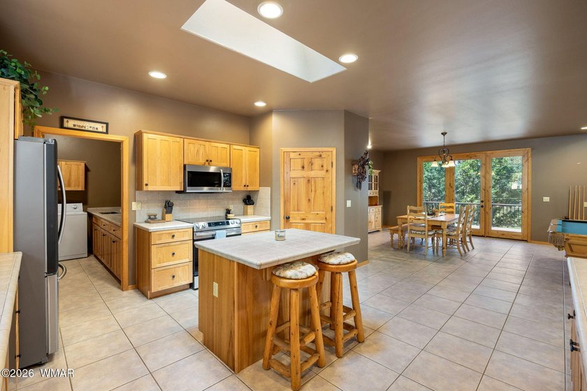 Wake up to breathtaking furnished waterfront views from this - photo 19
